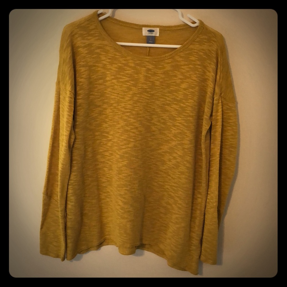 Lightweight sweater